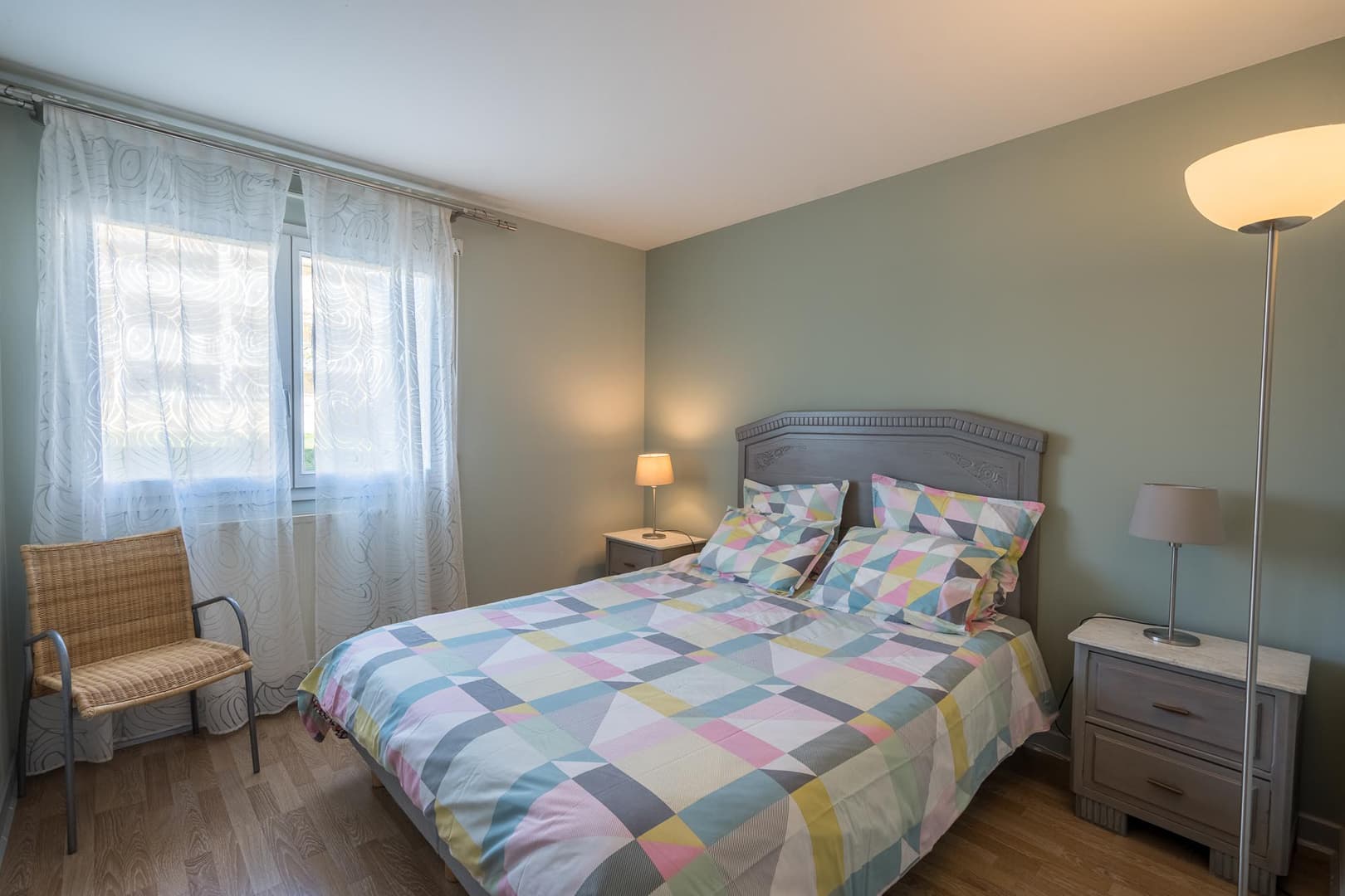 APPARTEMENT AMITIÉS