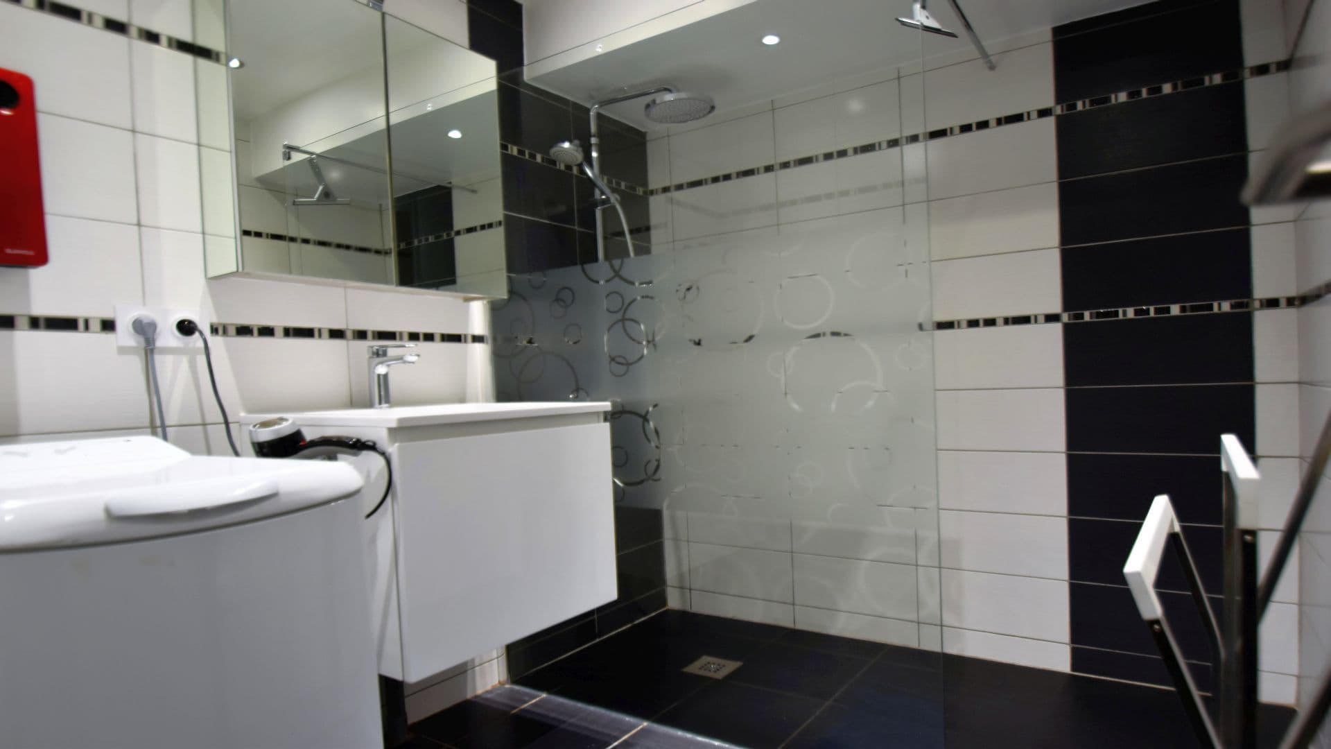Sabarots- Ainhice- salle d'eau -Mongelos-