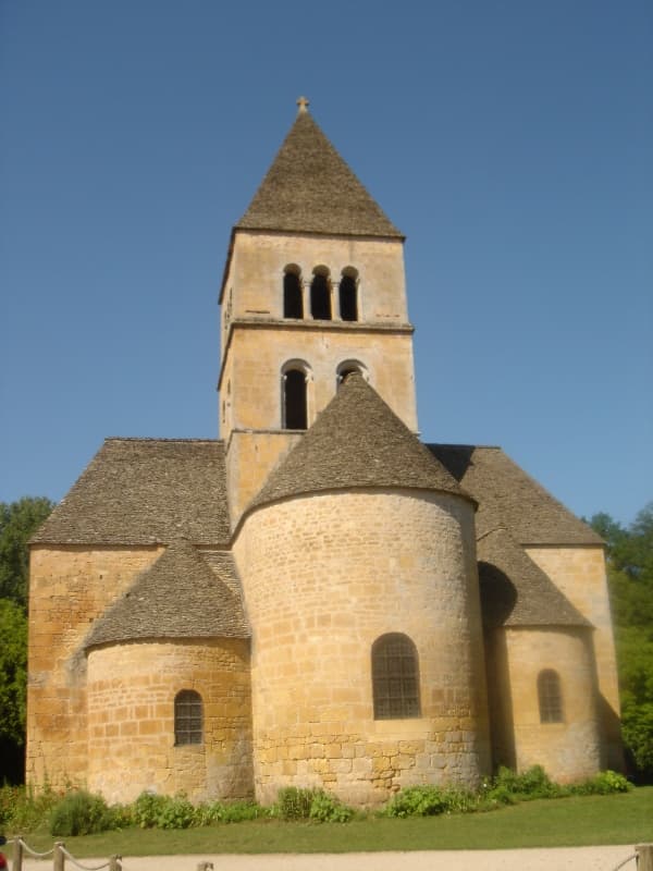 Saint Léon sur Vézère