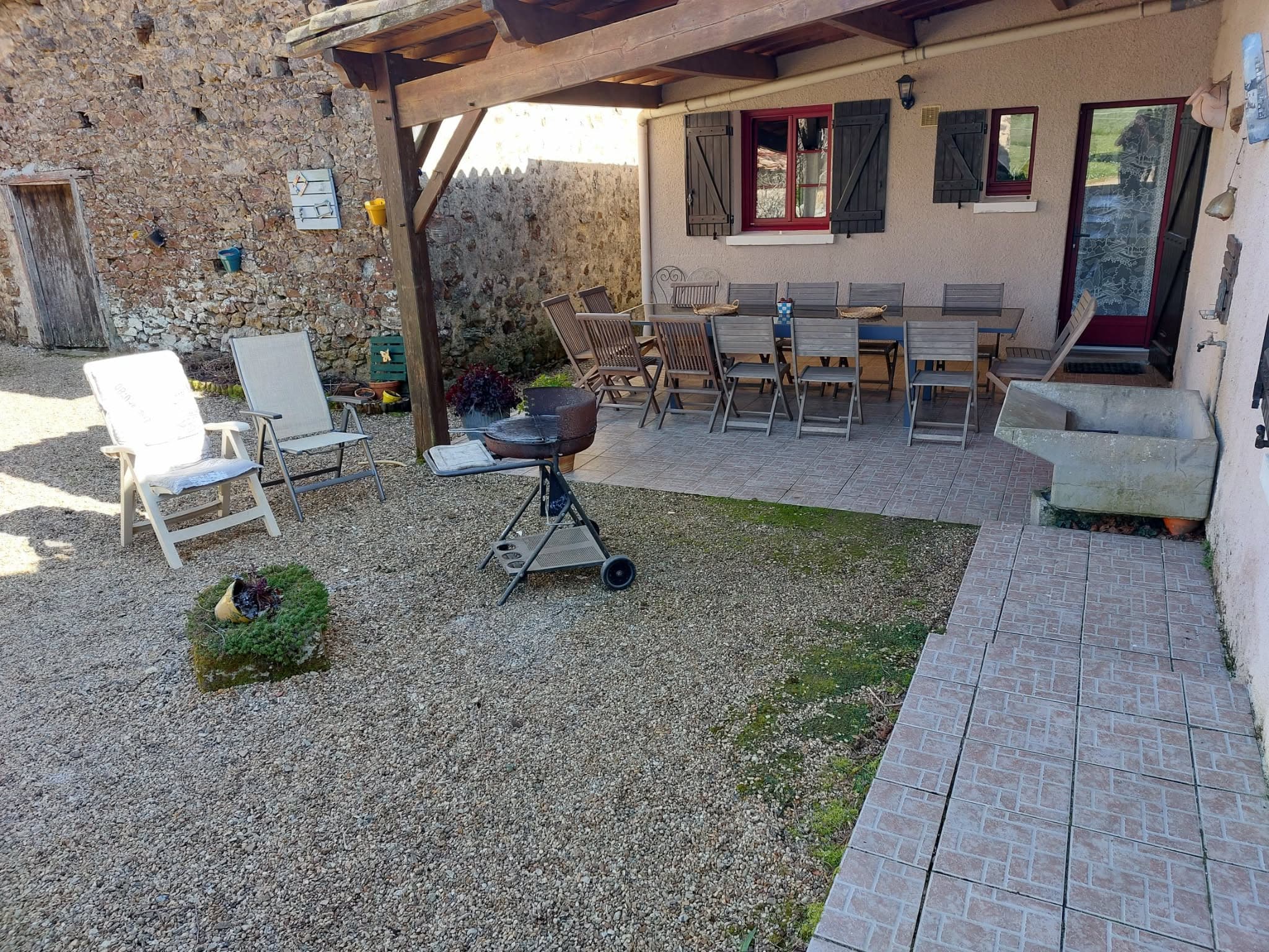 TERASSE DERRIERE