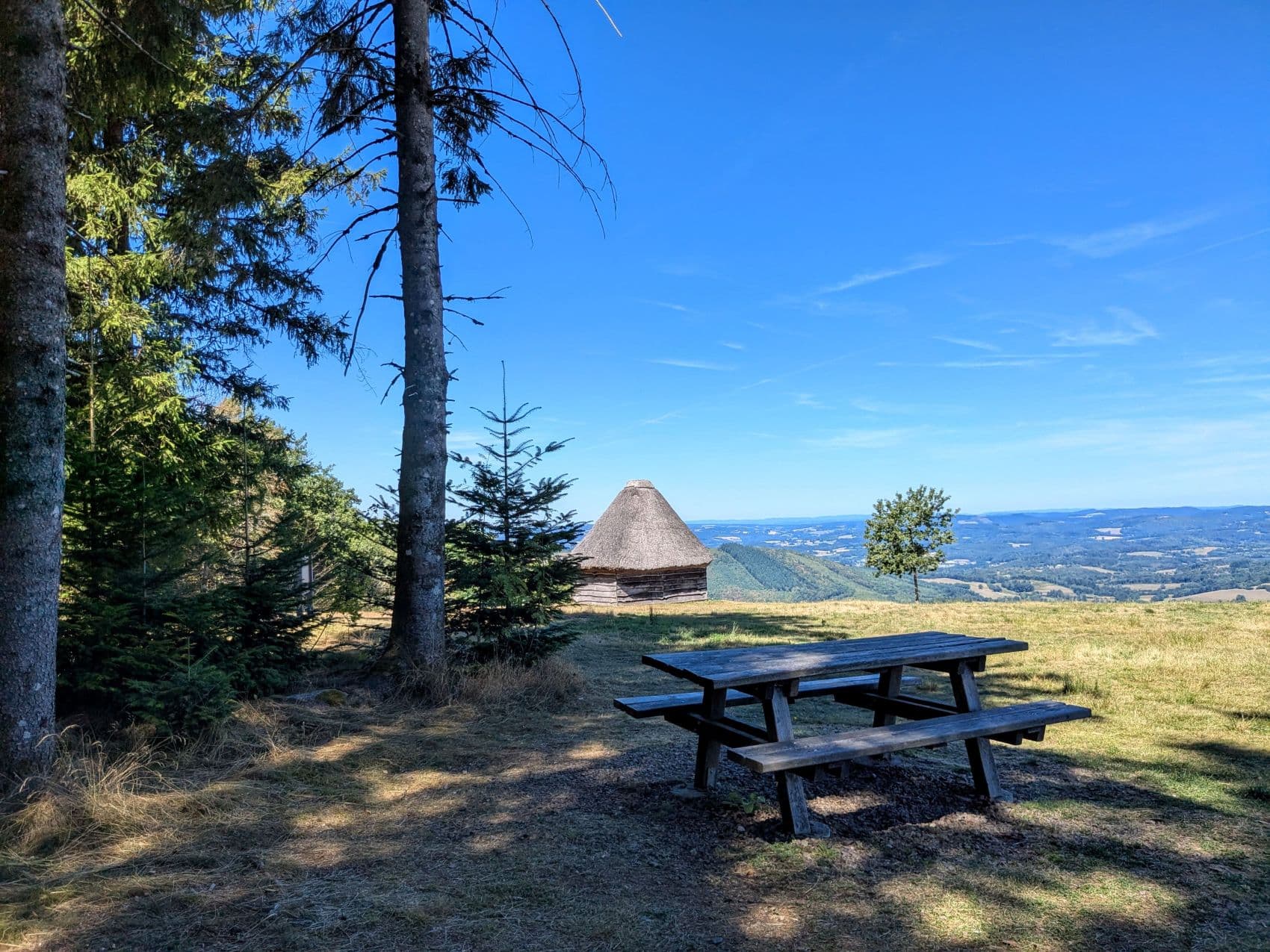 Table Pique-Nique Puy de la Monédière
