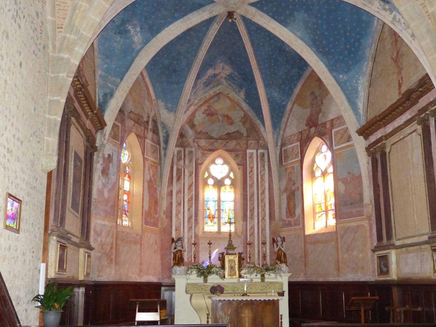 Taron coeur de l'église de l'Assomption de la Bienheureuse Vierge Marie de Taroncrédit SMT (25)