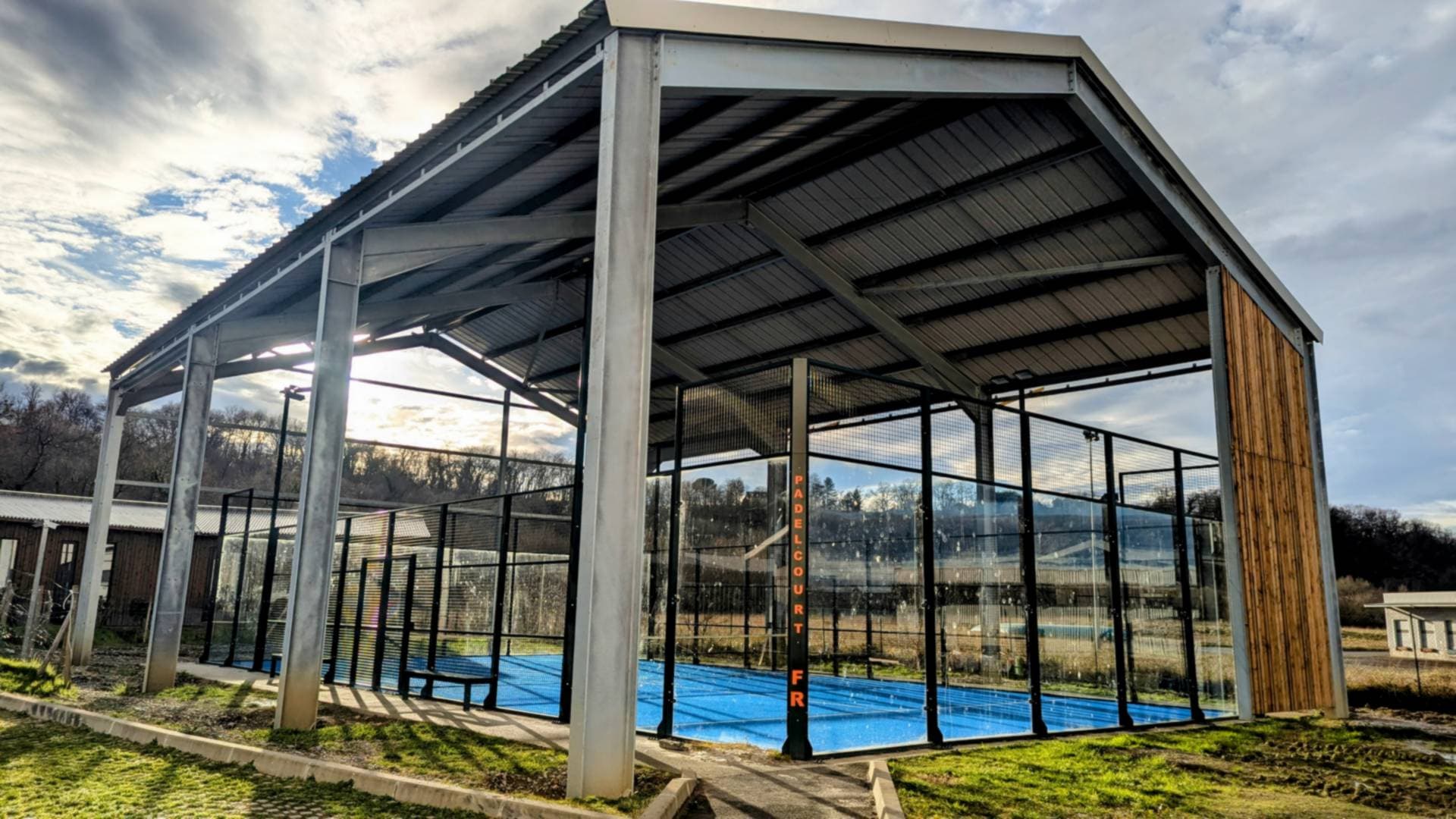 Terrain Padel Biron 2
