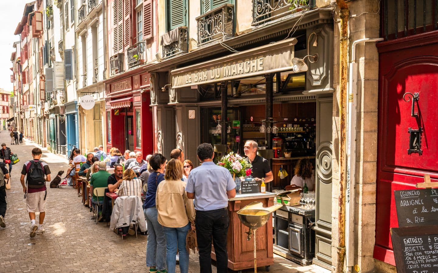 Exterieur bar du marché
