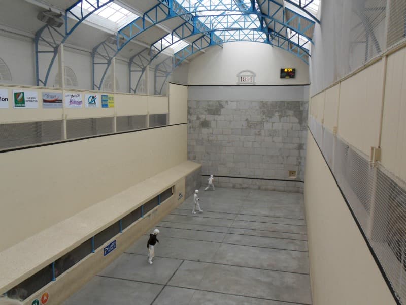 Trinquet Saint-Jayme : partie de pelote
