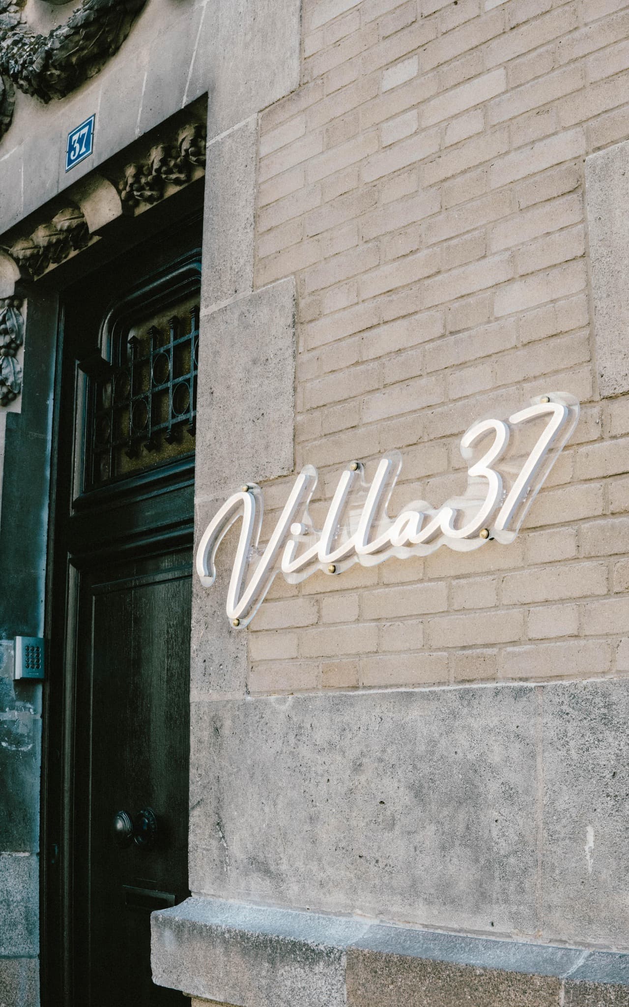 Villa 37