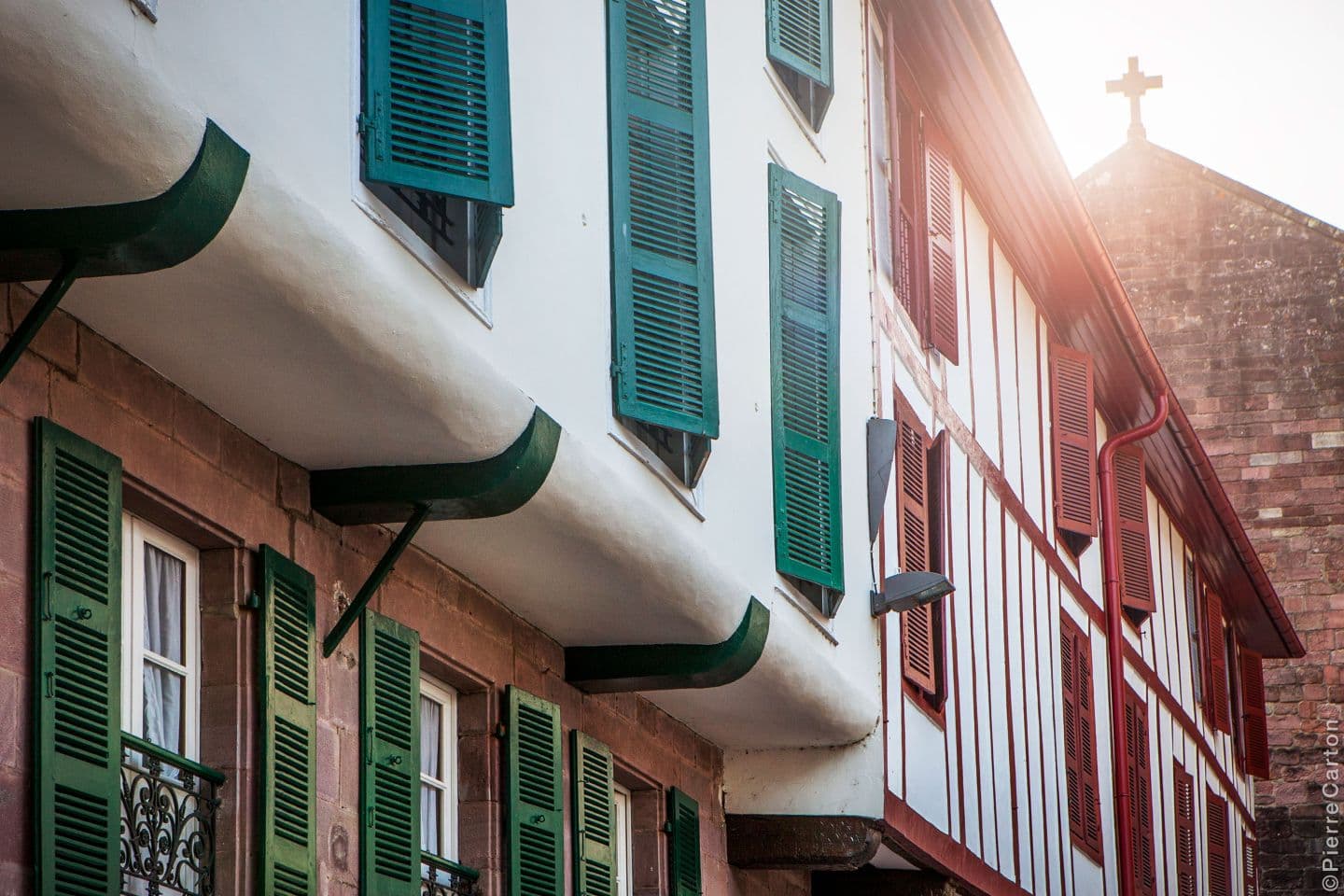 Ville de Saint Jean Pied de Port - façades maisons