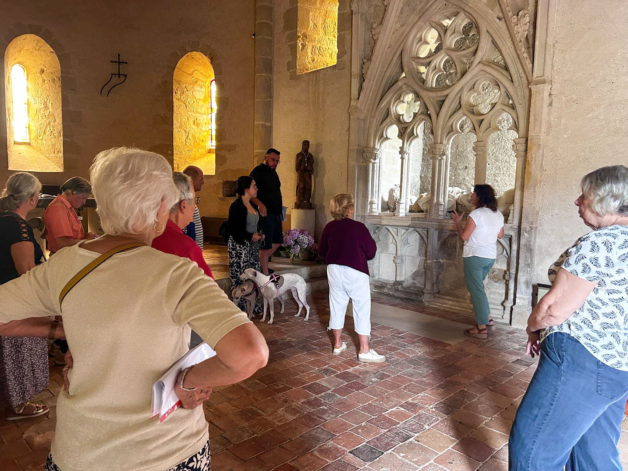 Visite-guidee-chapelle-caubin-arthezdebearn-guide