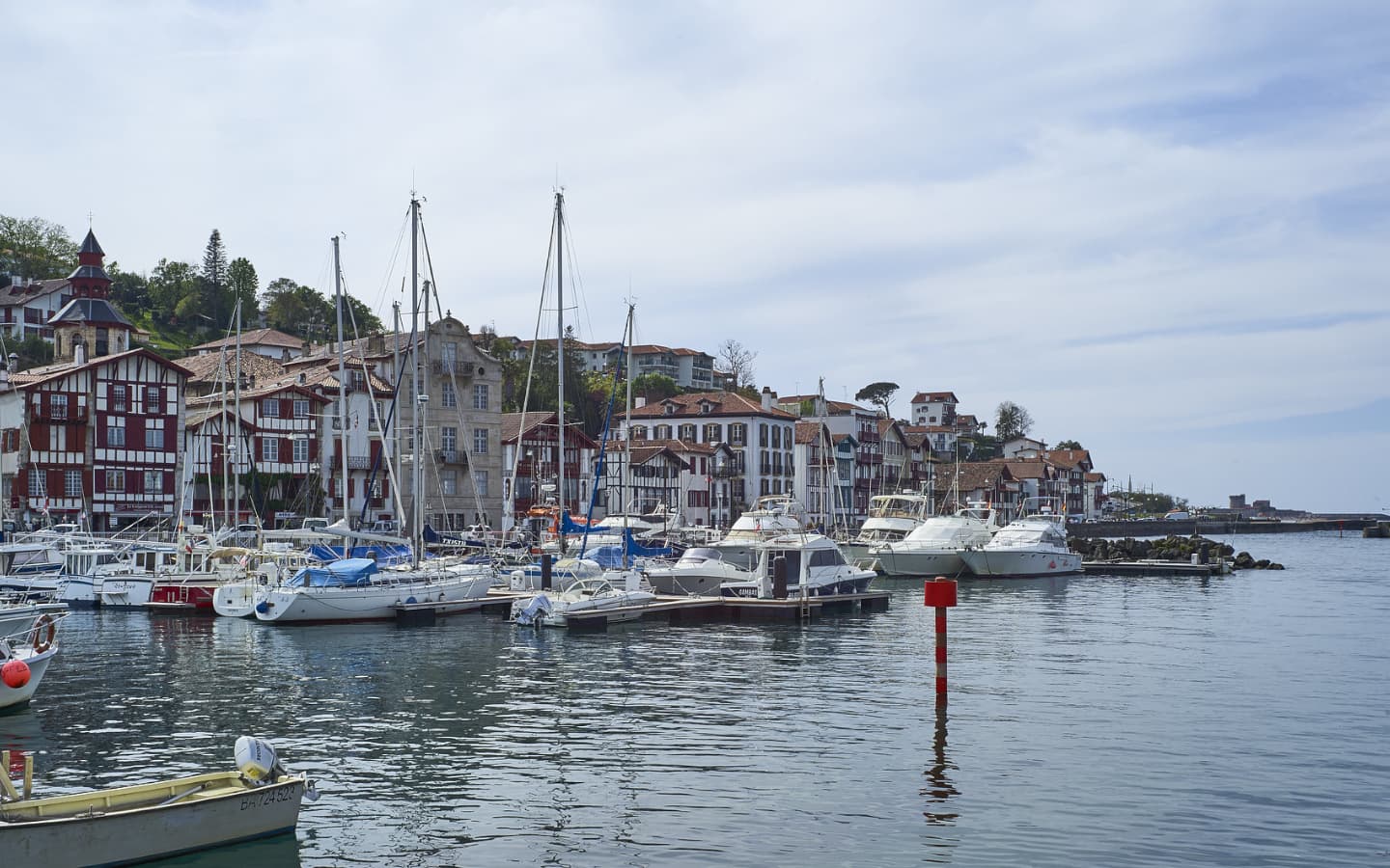 Vue quai et fort