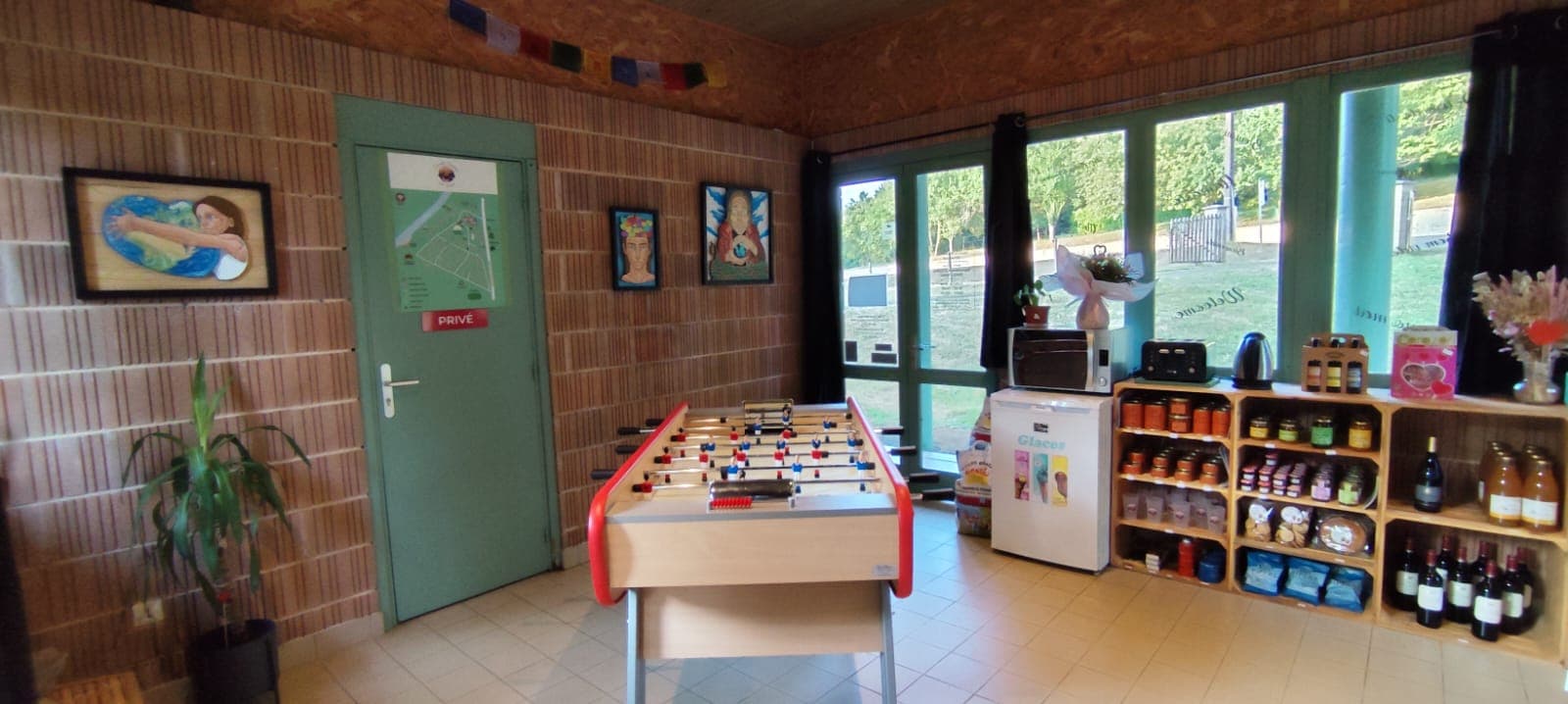 Friendly Camping and Lodges
