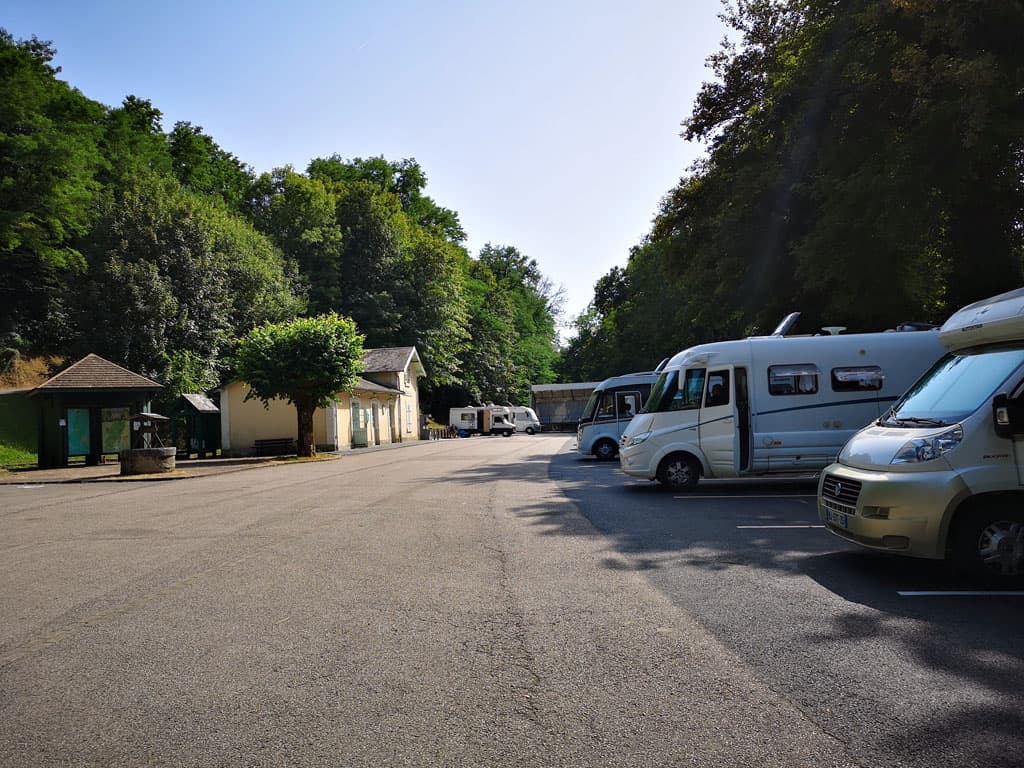 Aire d'accueil de camping-cars d'Uzerche_1
