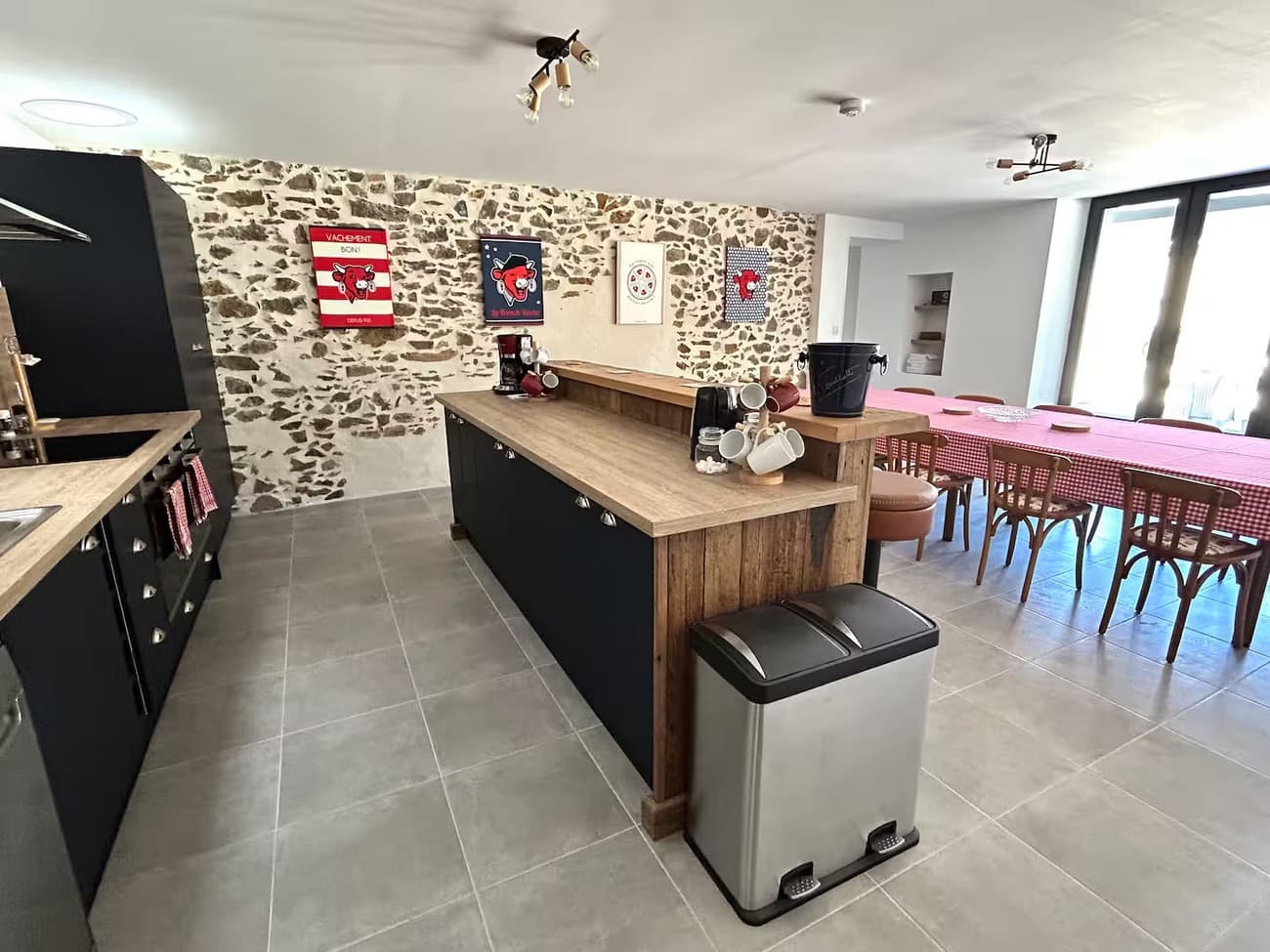 argentonnay-gite-le-pommier-le-verger-d-auzay-cuisine