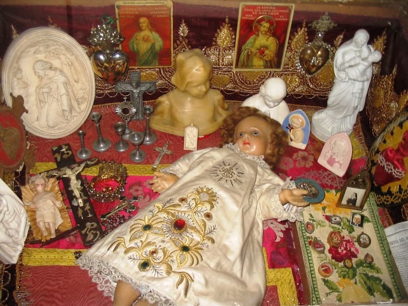 art sacré robe de baptème