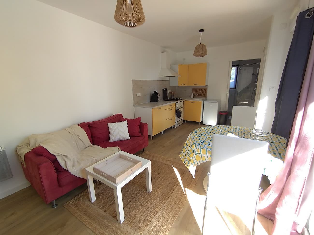 bressuire-appartement-de-la-croix-verte-salon-cuisine