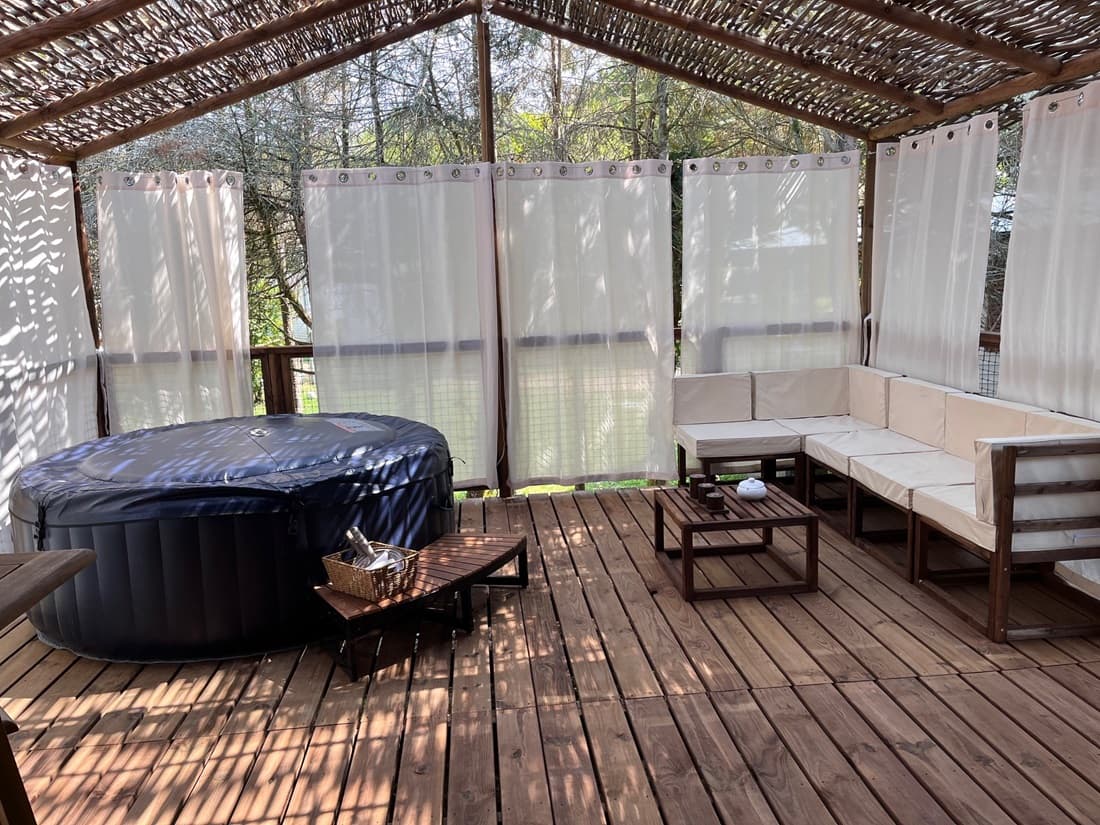 lodge-évasion-terrasse-spa