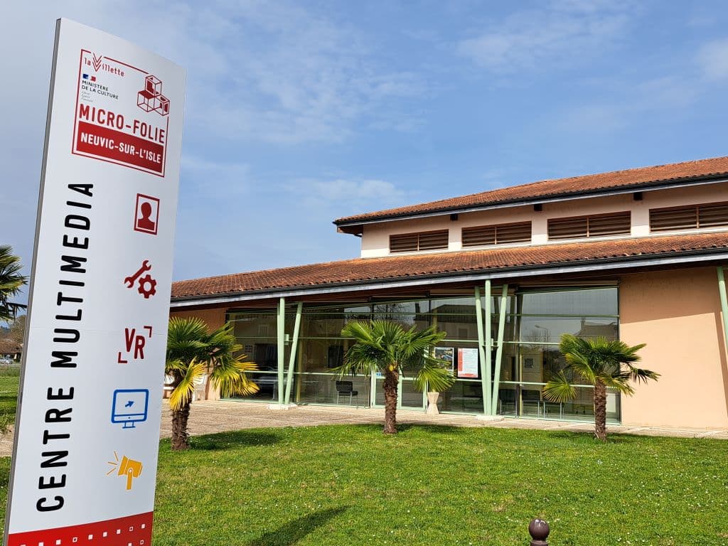 centre-multimédia