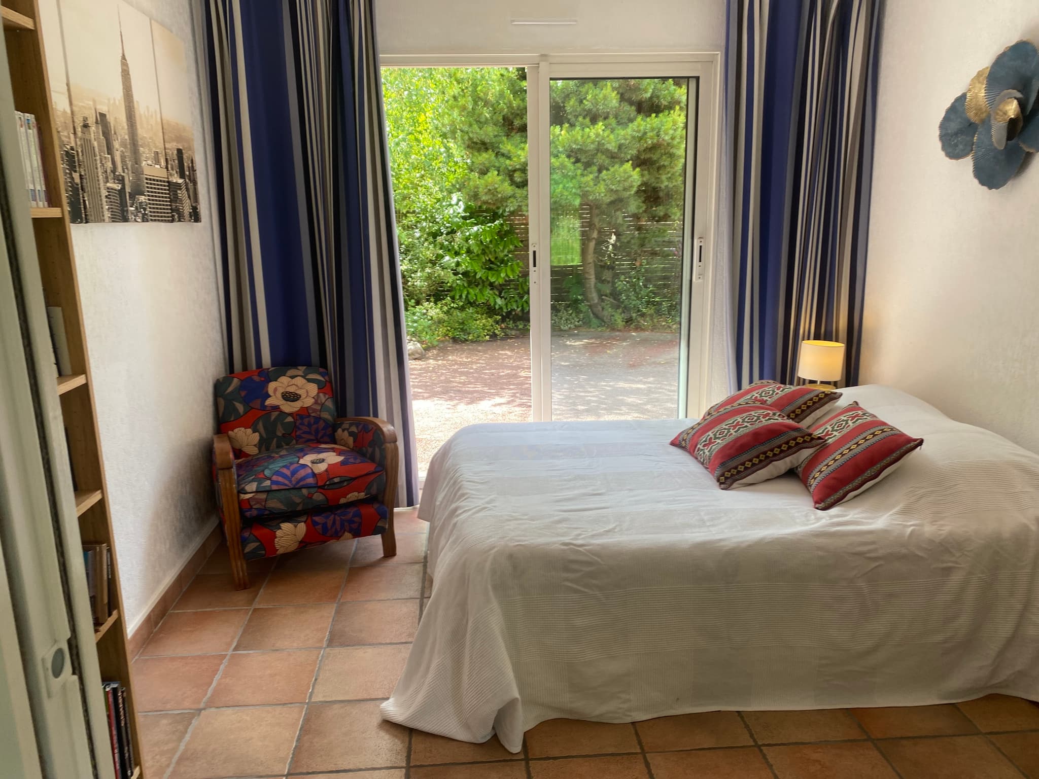 chambre bureau redi