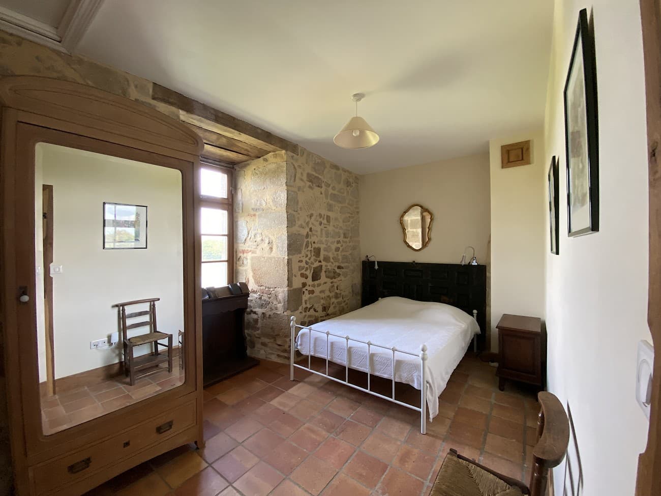 chiche-gite-du-monastere-chambre4