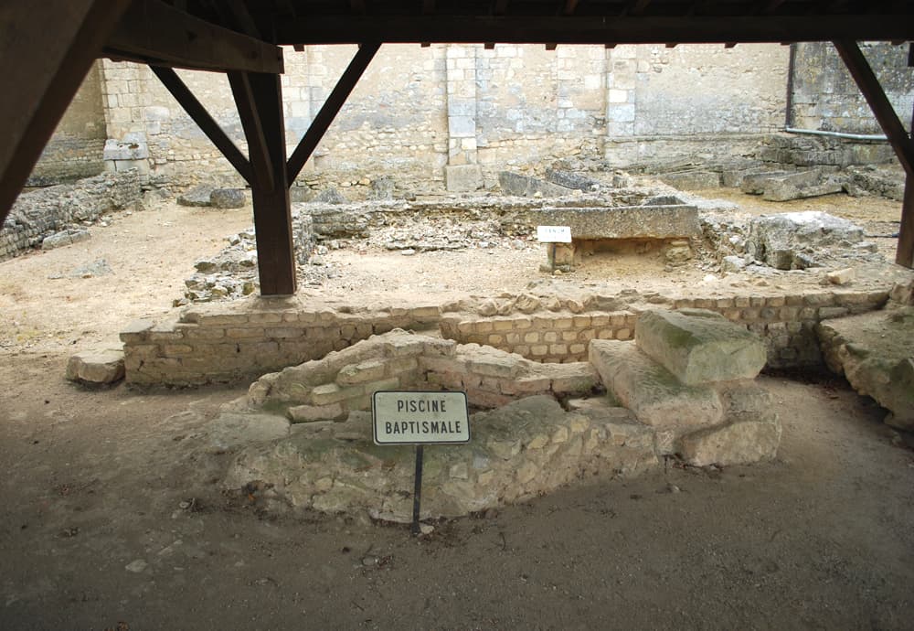 Piscine baptismale