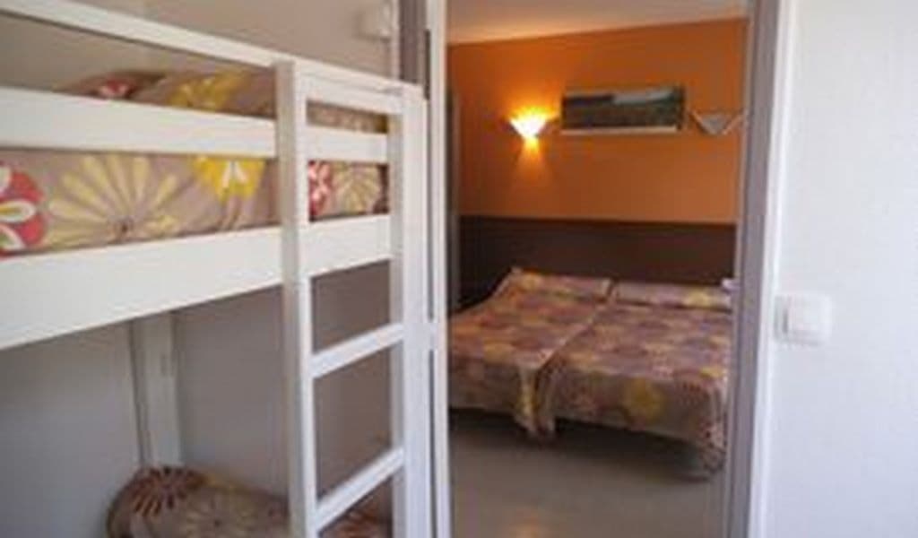 csm_Carrefour-des-Landes-Chambre_68e70b79e2 (Copier)