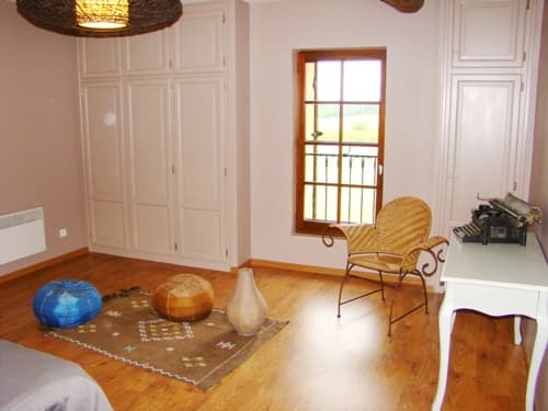 SAINTASTIER_LGC164_chambre1bis.jpg