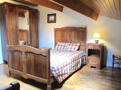 SAINTMARTINDEBEAUVILLE_LGM355_chambre3.jpg