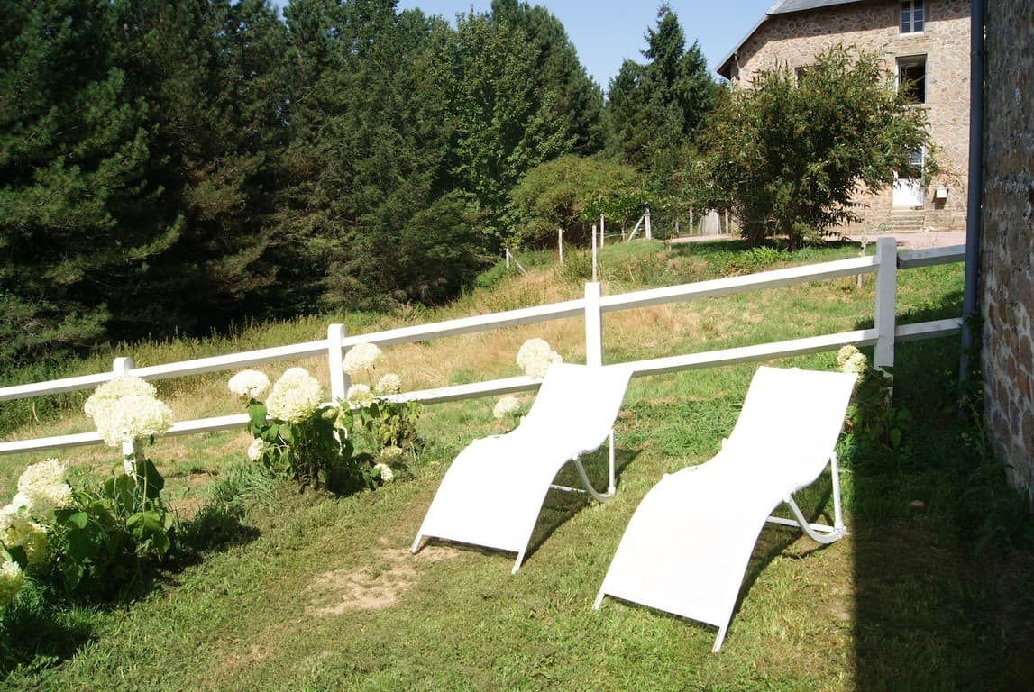 domaine_la_vaupeline_gite_piscine_creuse_micro3