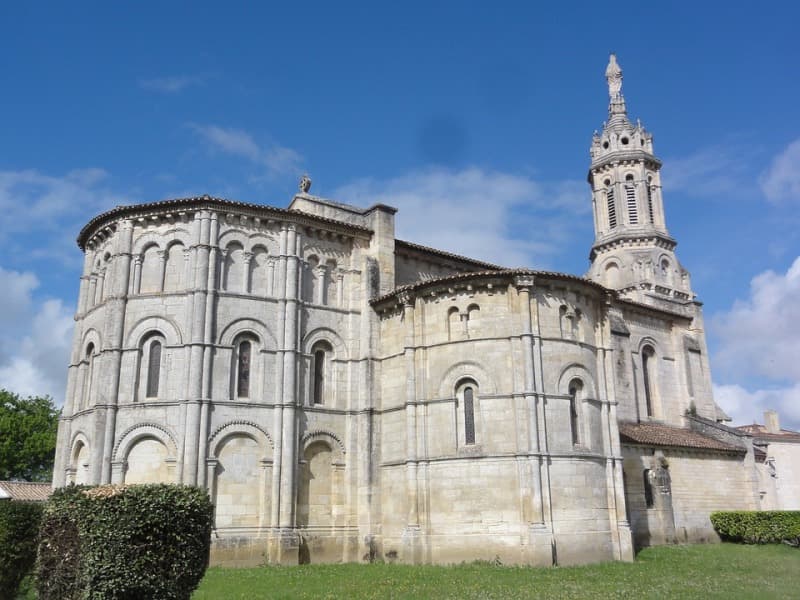 eglise-bayon-sur-gironde-800x600