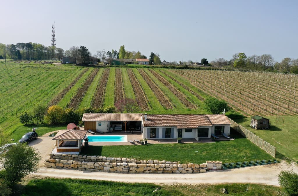 escapadesenperigord_auxescapadesdemonbaz_vueaerienne