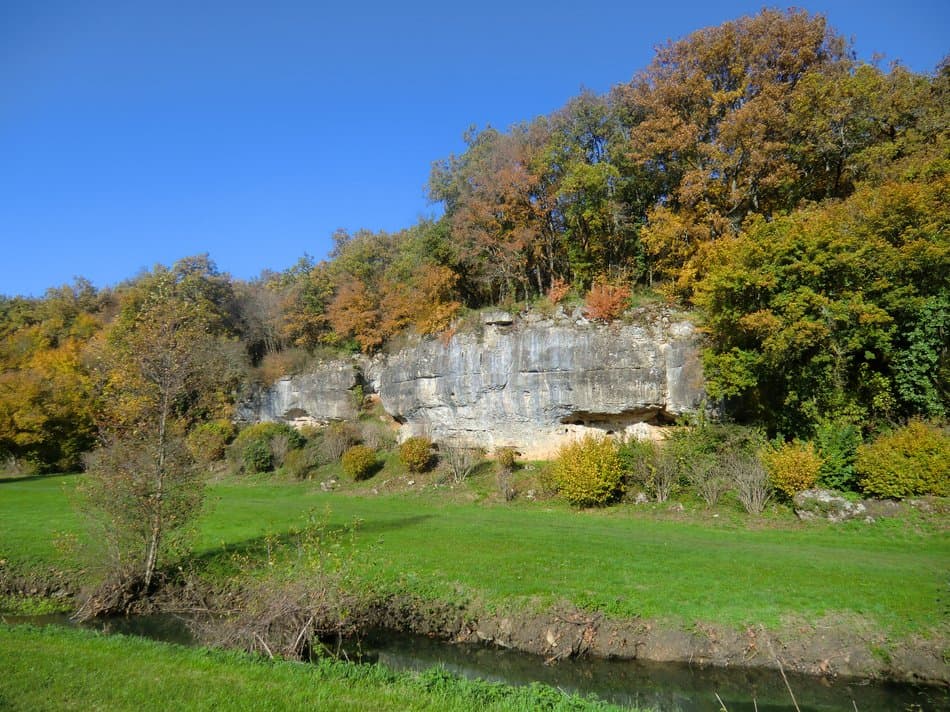 falaise et étang du gué de l'omme - Service Patrimoine - Mairie de Nouaillé-Maupertuis (5)