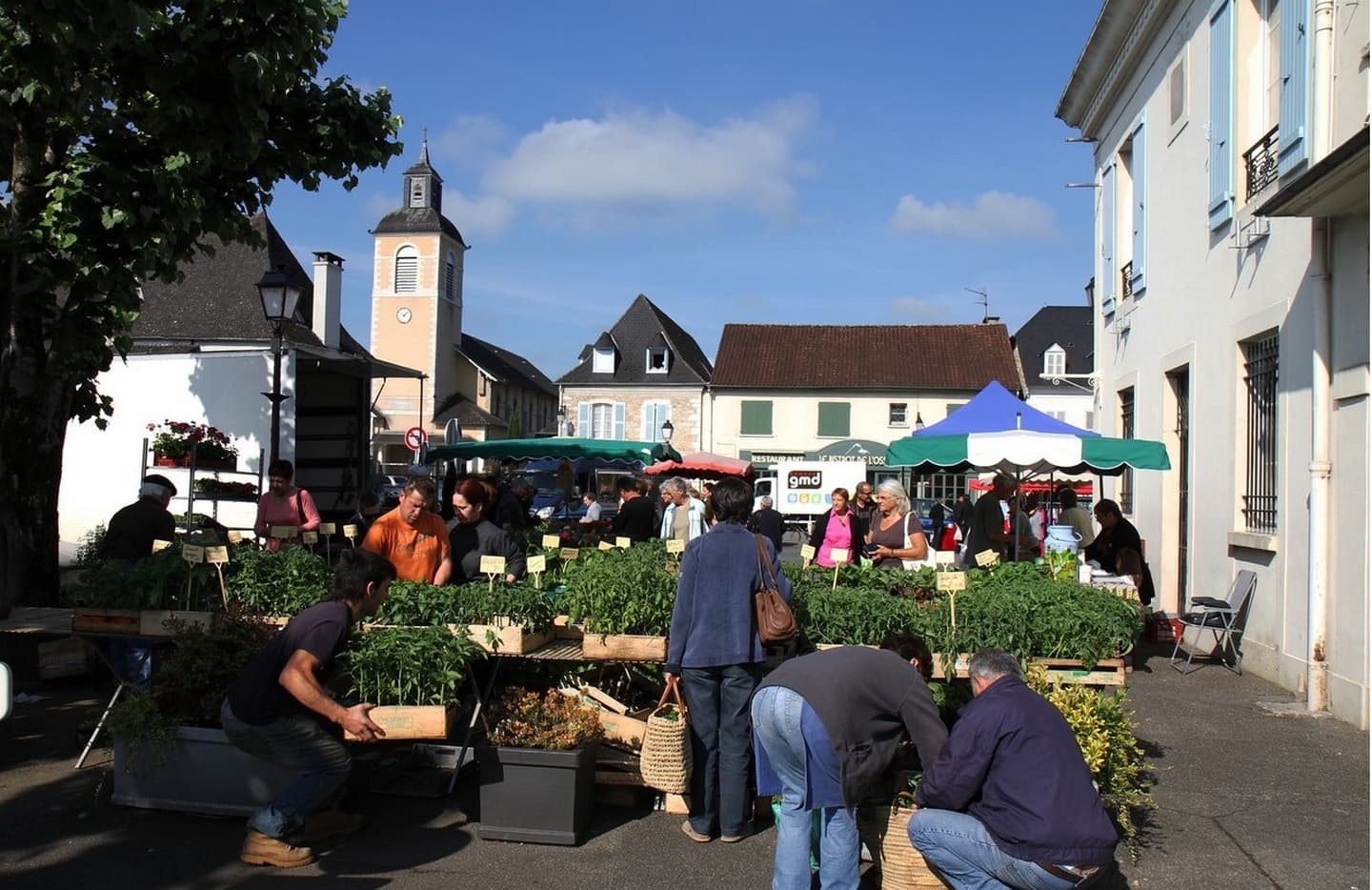 Bastide - Gan - le marché