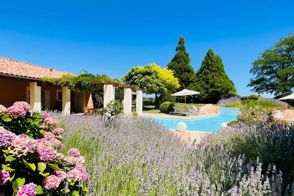 garden-in-france.104965