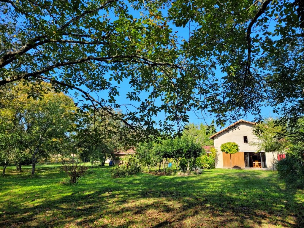 gite-des-noyers-douzillac