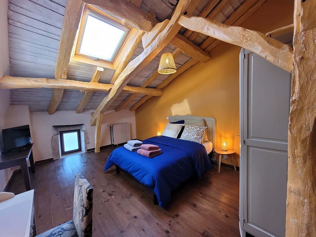 la deuxième chambre à l'étage