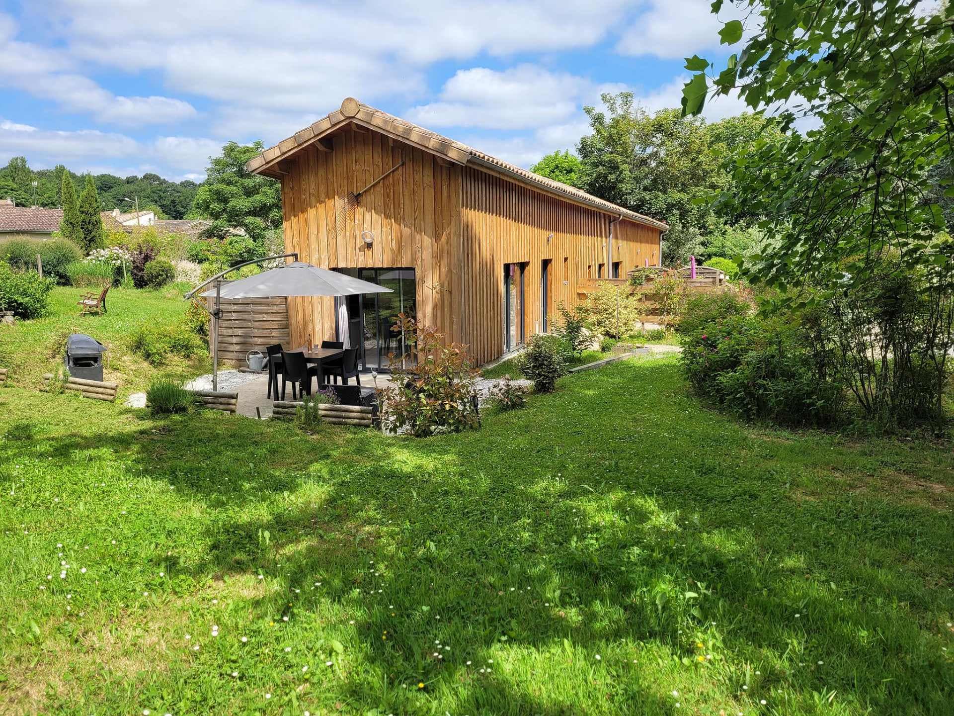 La Grange aux Arbres Gîte Tulipier