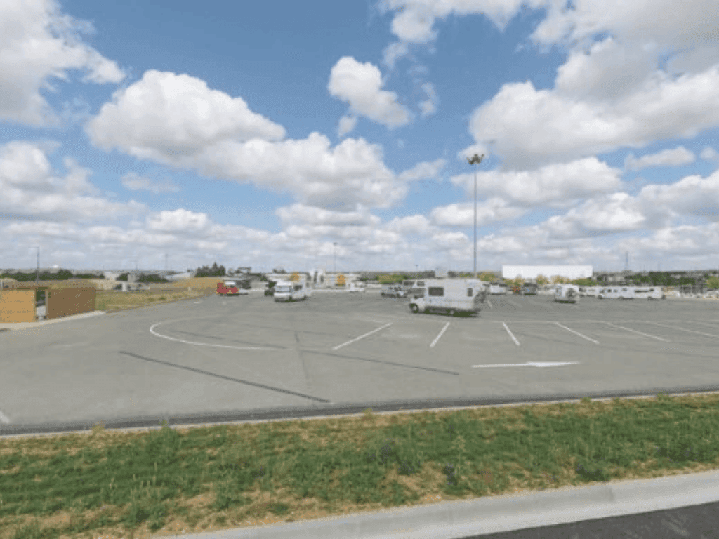 Aire de stationnement camping-car Futuroscope
