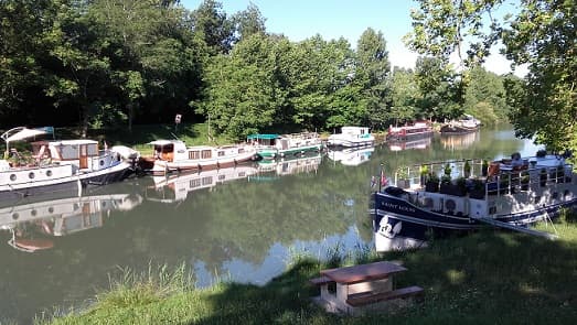 halte-nautique-serignac-bateau-destination-agen-tourisme