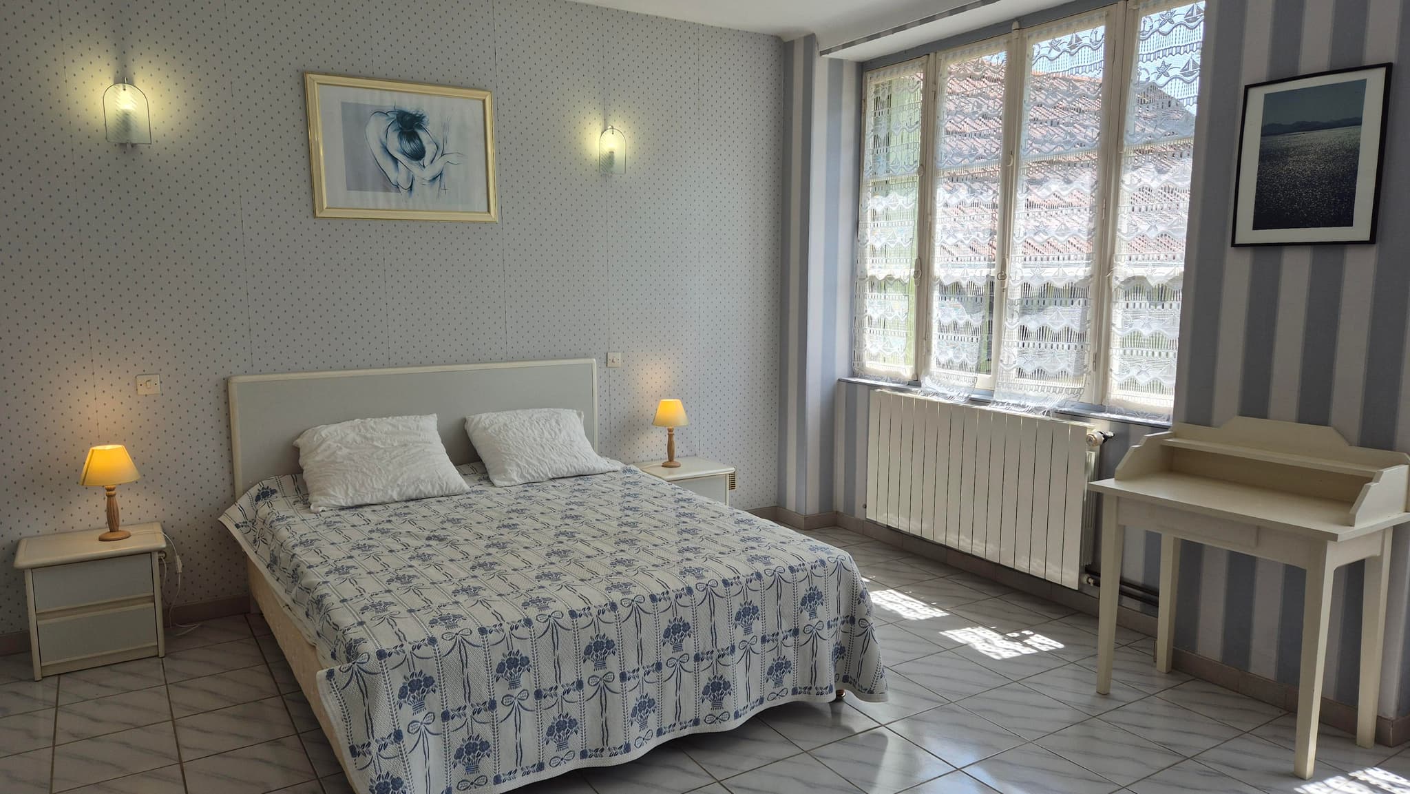 Gîte Les Glycines piscine privée_14