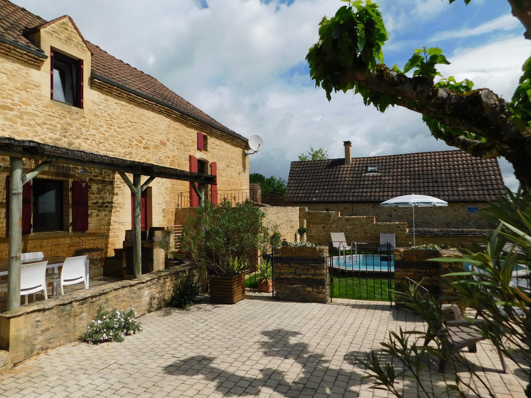 Le Clos Peyrebelle avec piscine proche de Sarlat_4