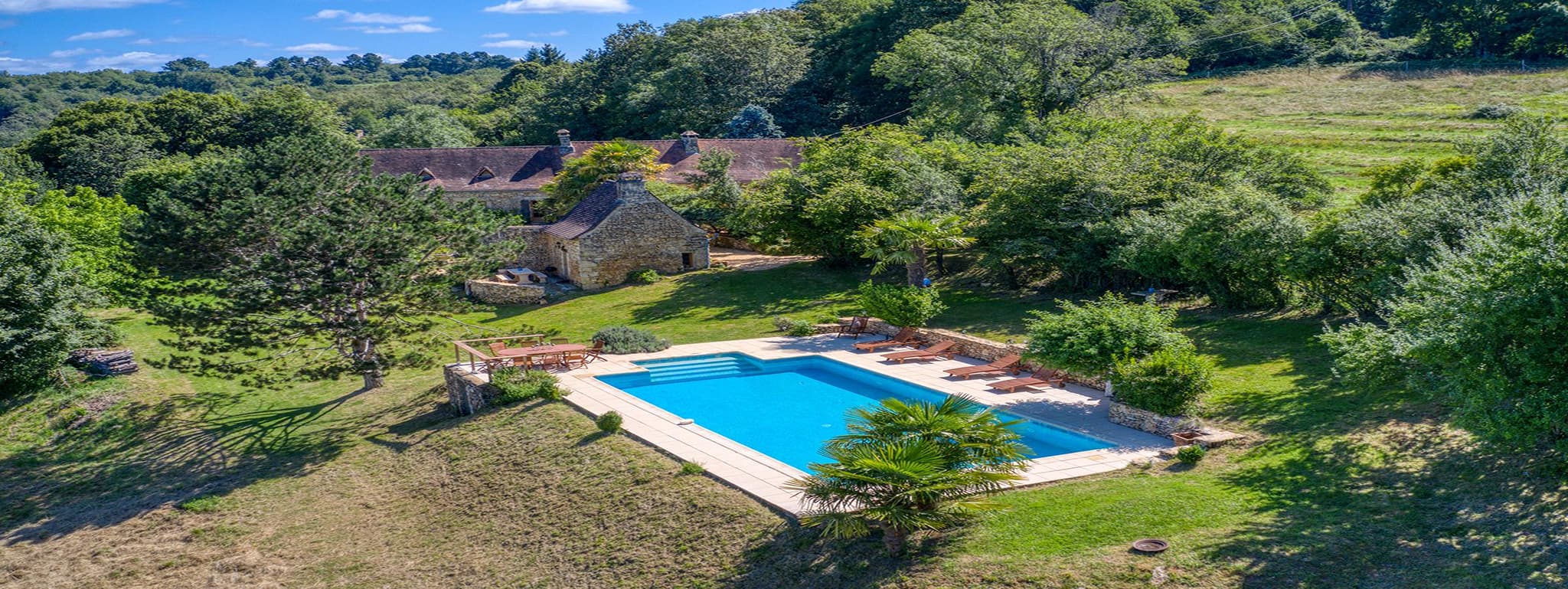 Gite Amour avec piscine et clim proche Sarlat_6