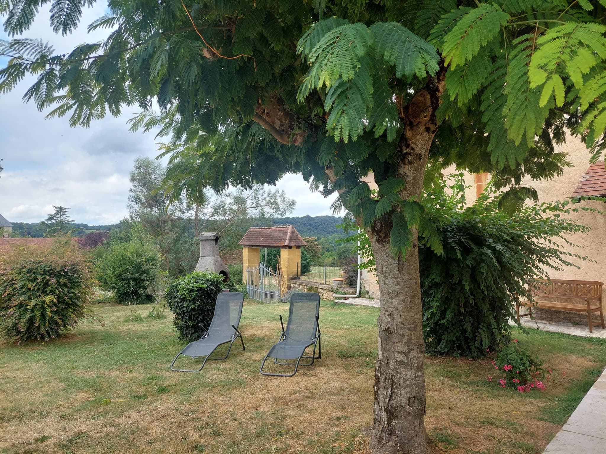 Maison des Hortensias à 500 m des bords de rivière_2