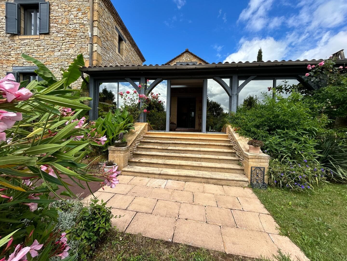 Villa le Lébérou avec piscine chauffée à Sarlat_4