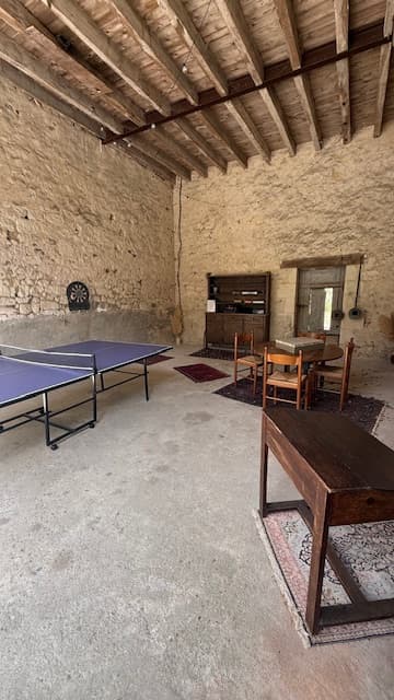 Le Préau Espace jeux partagé