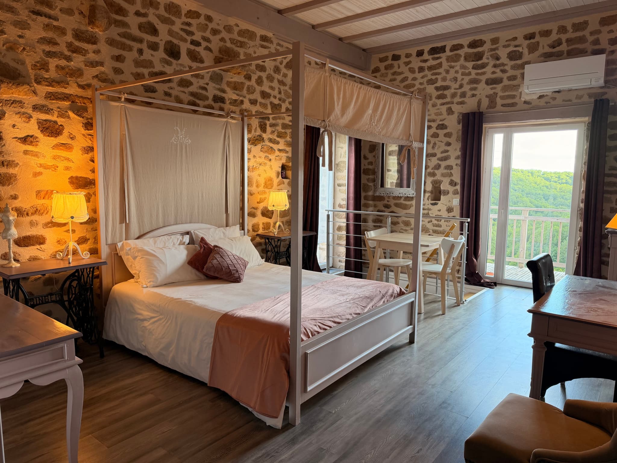 jacuzzi-detente-sejour-romantique-dordogne-les-instants-voles_6