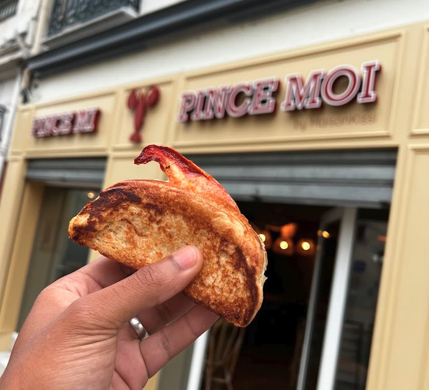 Pince mi Pince moi - Pau - l'enseigne