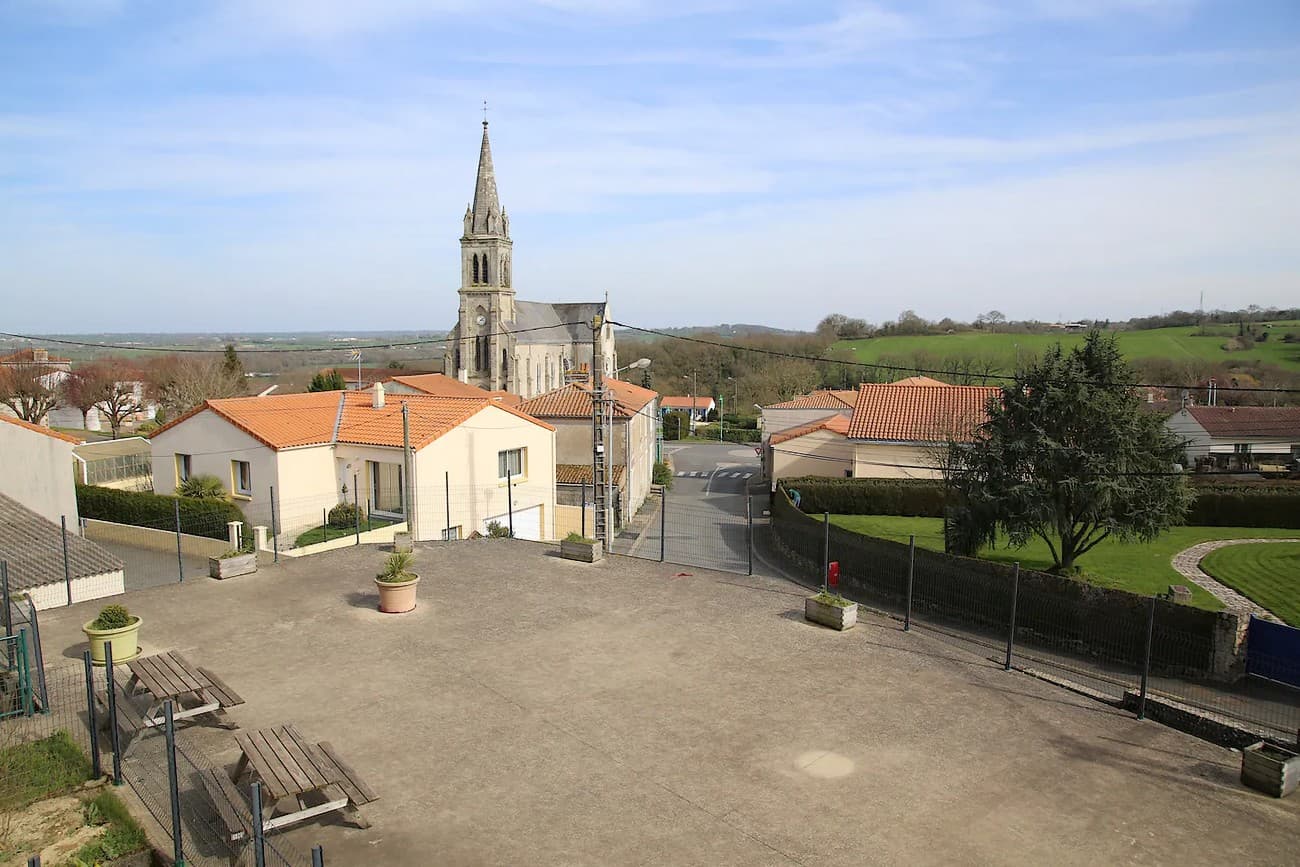 la-chapelle-largeau-gite-saphir-vue-sur-ville