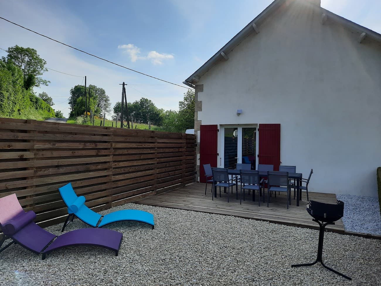 la-chapelle-saint-laurent-gite-du-petit-bonheur-terrasse