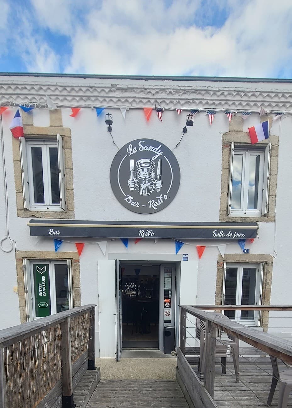 la-chapelle-saint-laurent-restaurant-sandy-bar-resto