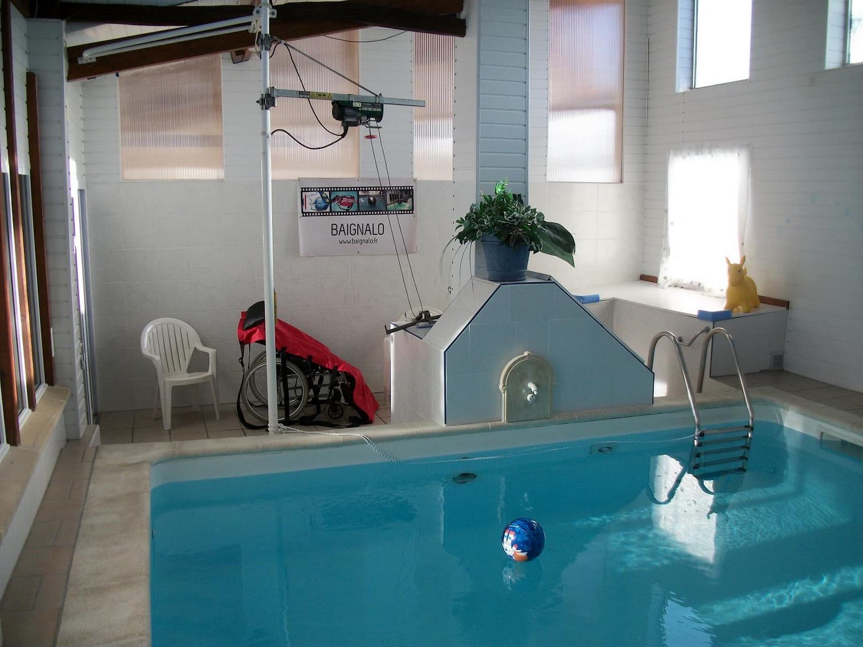 la-foret-sur-sevre-chambres-dhotes-le-jardin-de-prunelle-piscine3-2