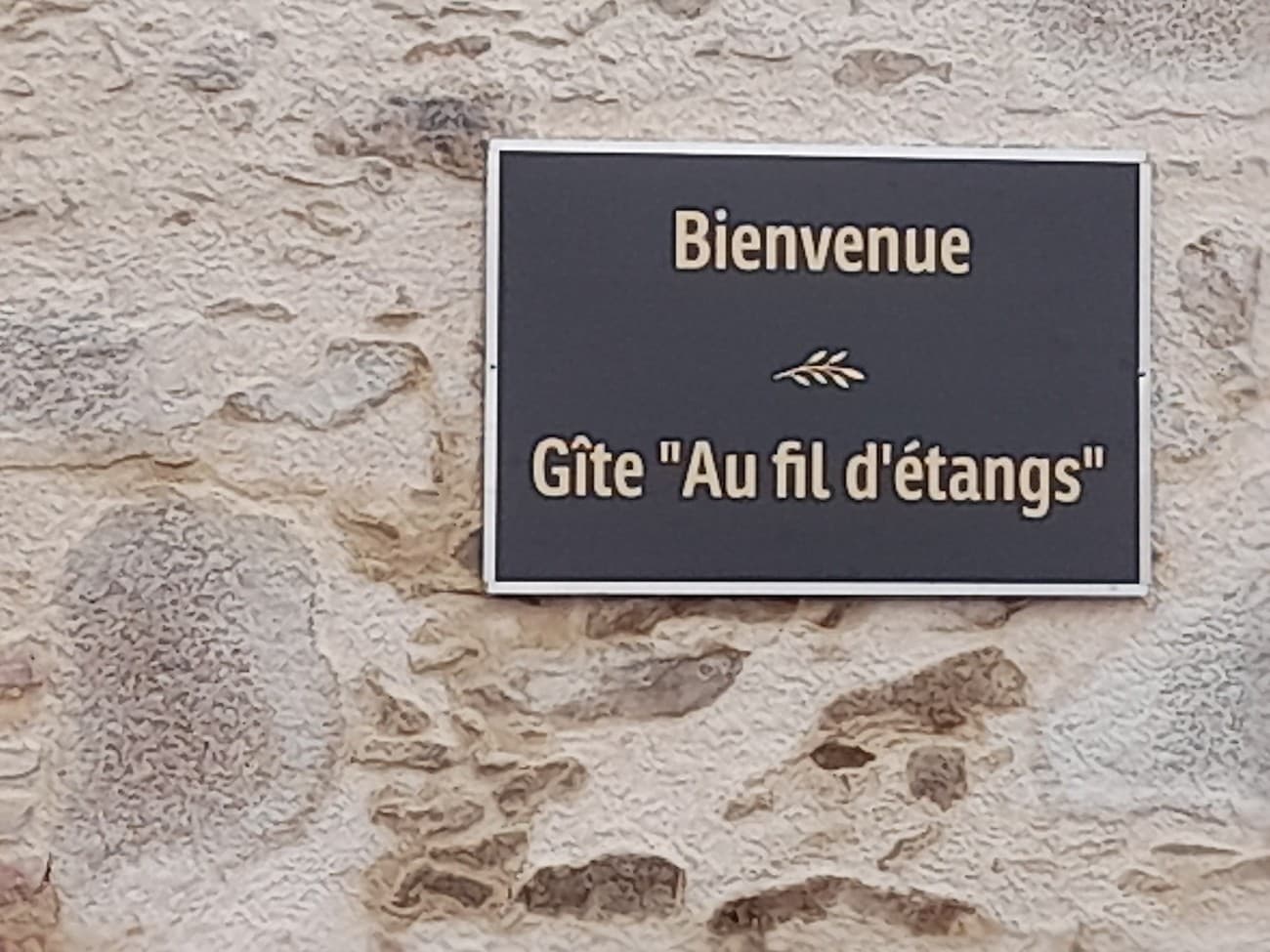la-foret-sur-sevre-gite-au-fil-detangs-panneau